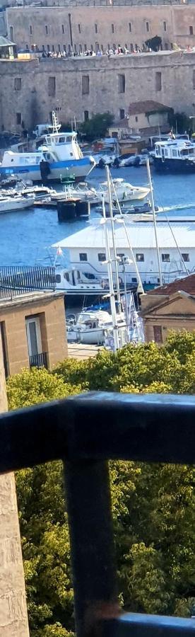 Marseille Cote Mer Au Vieux-Port "Le K"Appartement Haut De Gamme Avec Wc Japonais, Garage Privatif En Option Exterior photo
